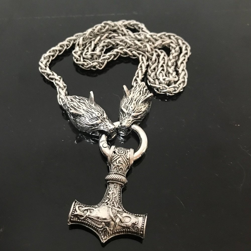 Norse Viking Byzantine Thor's Hammer Wolf Pendant Necklace Silver Heavy Wolves - Picture 3 of 5